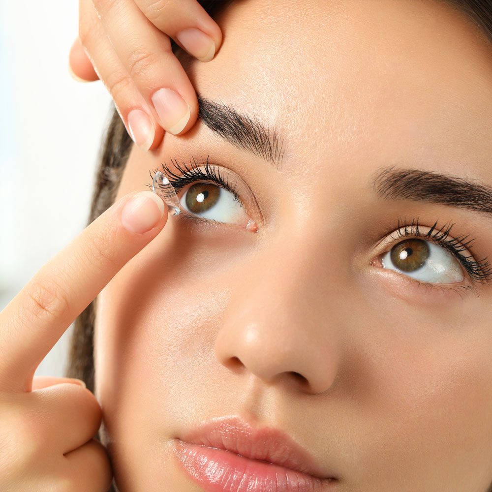 Contact lenses in Lakeville